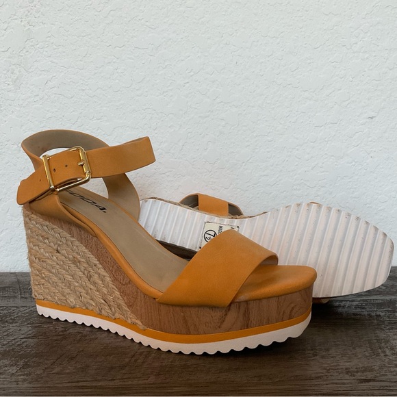 Soda Orange Shoes - Picture 5 of 7